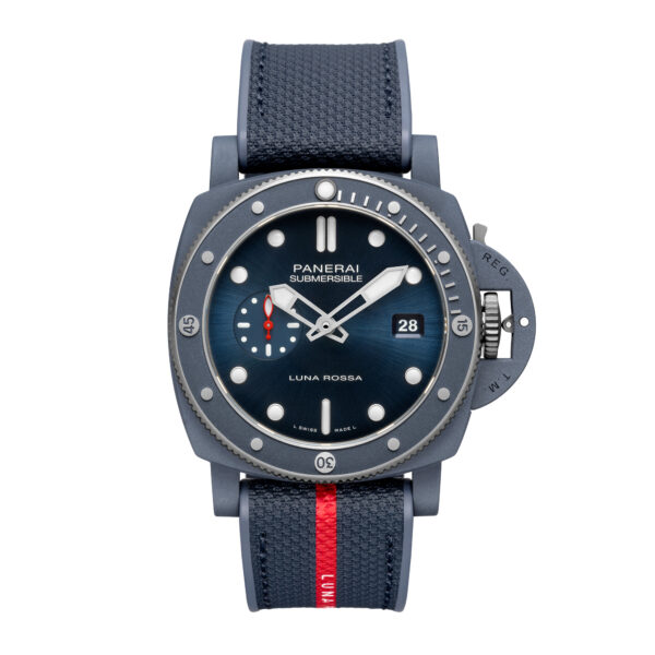 Panerai Submersible Quarantaquattro Luna Rossa Ti-Ceramtech™