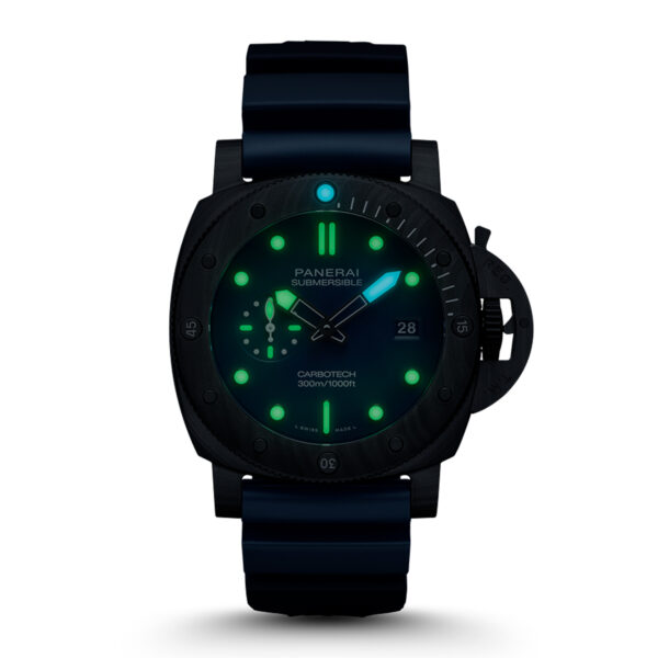Panerai Submersible Quarantaquattro Carbotech™