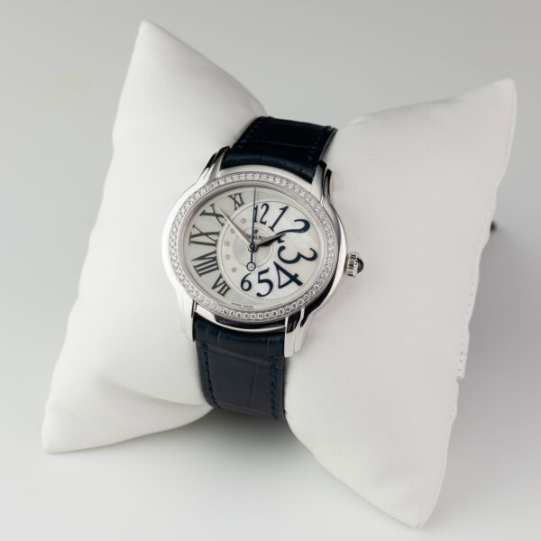 Audemars Piguet Millenary Ladies witgouden dameshorloge